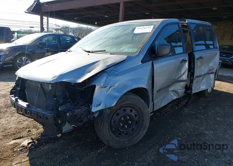 2016 Dodge Grand Caravan American Value Pkg z USA, uszkodzony, nr VIN 2C4RDGBG1GR356133